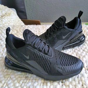Nike Air Max 270 Triple Black Sz 9.5 EUC!